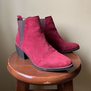 Suede ankle booties with western style
